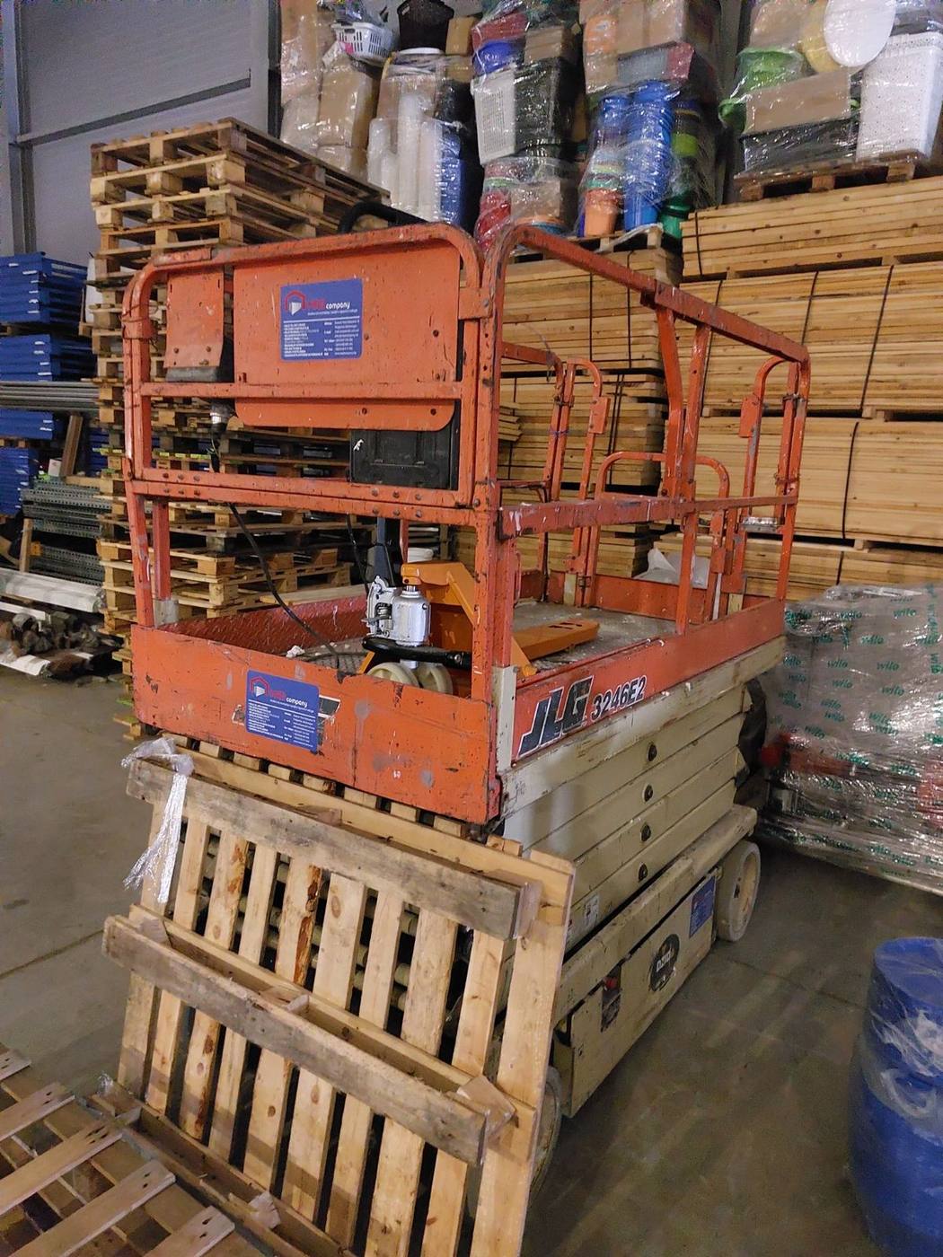 Makazasta platforma JLG 3246E2